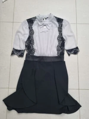 VESTIDO MIDI ELISABETTA FRANCHI Blanco Negro S EE. UU. 6 NUEVO CON ETIQUETAS Elegante Lujo Dinero Antiguo Foto 1 de 4