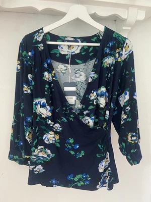Crew Clothing Company Pretty Wrap Top Bnwt Uk 14 River Floral - Image 1 of 4