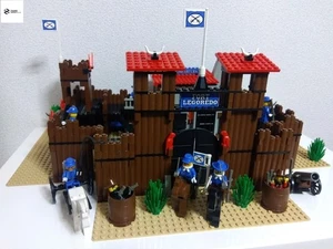 LEGO System Western Fort Legoredo 6769 In 1996 Used Retired - Picture 1 of 7