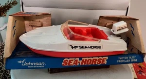 Vintage In Box Toy Plastic Boat JOHNSON SEA HORSE Speed Boat 75HP Outboard Motor - Picture 1 of 20