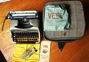 50's VOSS DeLuxe Typewriter Wuppertal Germany Portable case tools instructions - Picture 1 of 15