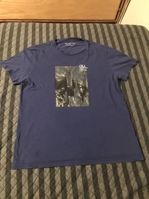 CALVIN KLEIN JEANS NEW YORK CITY SILVER EMPIRE STATE PHOTOGRAPHY TSHIRT - SIZE M - Image 1 of 2