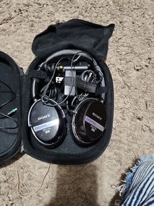 SonyMDR-NC500D Digital Headband Headphones Black Noise Canceling - Picture 1 of 3