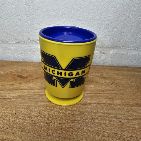 University Of Michigan Wolverines Vintage Trip Sip Plastic Mug Made In USA Cover
