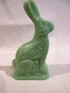 Jadite Milk Glass Easter Bunny Rabbit - Picture 1 of 8
