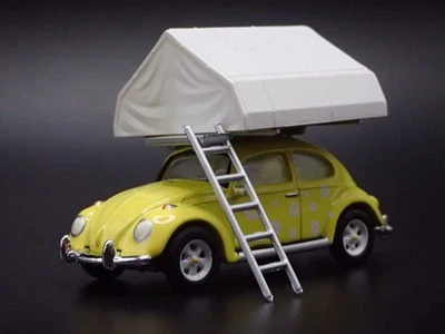 1960-1967 VW Volkswagen Beetle Bug W Tenda Giallo 1:64 Scala Modellino Auto - Immagine 1 di 4