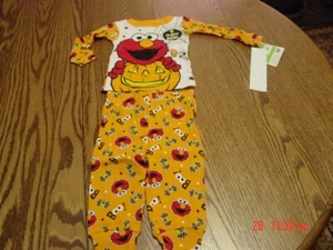Infant Boys Elmo Sesame Street Halloween Pajamas - Picture 1 of 3
