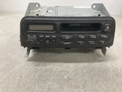 95 SATURN S SERIES FACTORY DELCO AM FM CASSETTE ID 21023480 - Image 1 of 4