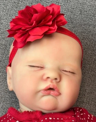 Muñeca bebé renacida con cuerpo de abrazo para niña Foto 1 de 4