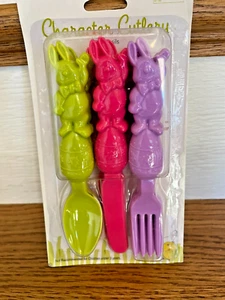 Easter Character Plastic Cutlery Set of 4 Bunny unopened - Picture 1 of 4