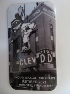 CLEVELAND INDIANS, CHIEF WAHOO, MUNICIPAL STADIUM, OHIO - VINTAGE MLB MAGNET - Picture 1 of 5