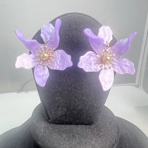 Schöne große Ohrhänger Sommerblume lila Wirbel Acryl Wildblume - Bild 1 von 4