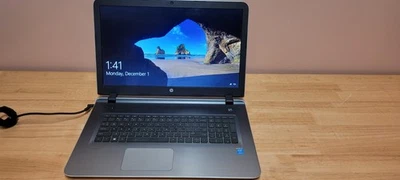 HP Pavilion 17-g141dx - 17,3 Foto 1 de 4
