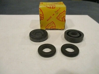 FIAT OE QUALITY REAR WHEEL CYLINDER KIT, 128, 850 - Image 1 of 2