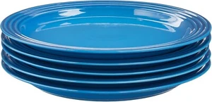 Le Creuset Set di 4 piatti in gres, 10,5" ciascuno, Marsiglia - NUOVI IN SCATOLA - Foto 1 di 5