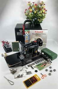 EXCELLENT 1950 SINGER FEATHERWEIGHT 221 PORTABLE SEWING MACHINE FREE SHIPPING - Imagen 1 de 18