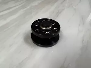 Schwarze Farbe Aluminium Spule / 6 Löcher für Abu Cardinal 4, 40, 44 & Zebco 4 Rolle. - Bild 1 von 6