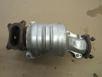 Honda Odyssey 2018-2019 3,5 L V6 pasajero derecho colector de escape OEM 175559 F02 Foto 1 de 4