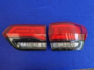 2014-2020 Jeep Grand Cherokee SRT8 Passenger Taillight Quarter Panel Mounted - Picture 1 of 12