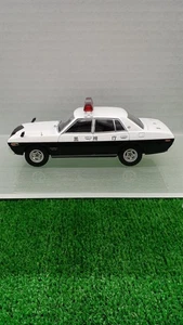 TOMY TEC 1/43 LV-N43 Nissan Gloria Patrol Car - Picture 1 of 12