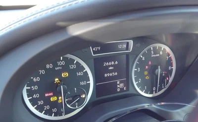 2017-2018 QX30 OE Speedometer Gauge Cluster 89K Miles Infiniti - Изображение 1 из 4