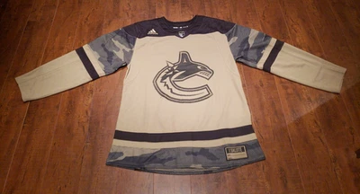 Vancouver Canucks Roberto Luongo Authentic adidas Military Jersey Size 50 NWT - Image 1 of 4