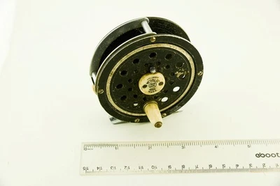 Carrete de pesca con mosca antiguo medallista Pflueger 1494 de colección  Foto 1 de 4