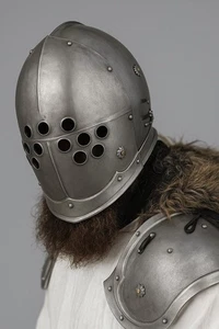 Marauder Helmet | Medieval Full Face Armor | 18 Gauge Steel Knight Helmet | LARP - Picture 1 of 3