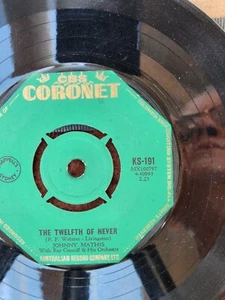 Johnny Mathis "The Twelfth Of Never" & "Chances Are" 1957 CORONET Oz 7" 45rpm - Picture 1 of 2
