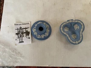 Wedgewood Jasperware Floral Scroll Candle Holder & Small Trinket Dish Blue/White - Picture 1 of 6