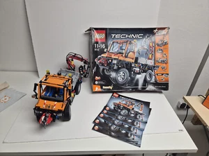 LEGO TECHNIC: Mercedes-Benz Unimog U 400 (8110) mit Anleitung und OVP - Bild 1 von 8
