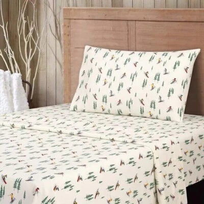 Brand NEW Mainstays 3 Piece Vanilla Dream Skiers Flannel Sheet Set. Size: TWIN