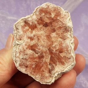Rare Pink Amethyst geode piece 84g SN46834 - Picture 1 of 4