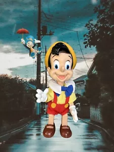 Muñeca Pinocho Posable Vinilo Walt Disney vintage de 10"" Disney Applause - Imagen 1 de 11
