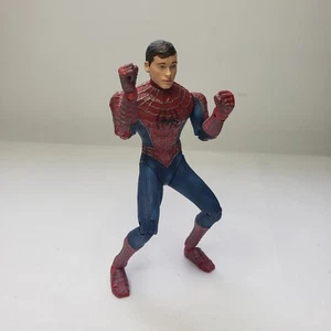 Toy Biz Marvel Spider-Man Unmasked Movie Action Figure Power Punch Tobey Maguire - Picture 1 of 8