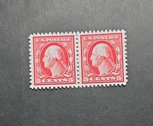 US Stamps SC# 467 1916-1917 5c Washington Error Replica Pair - Picture 1 of 2
