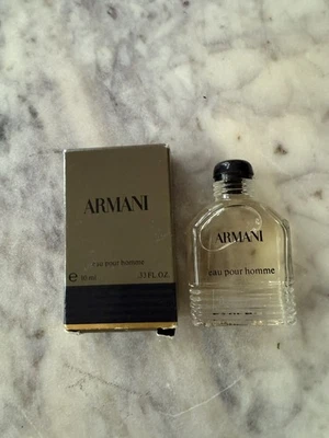 De colección Armani Pour Homme .17 fl oz / 5 ml EDT tamaño de viaje Foto 1 de 2