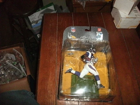 2008 McFarlane NFL Sports Picks debut Adrian Peterson Figure new in good case Cover