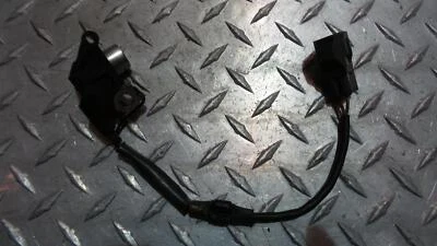 TOYOTA AVENSIS MK1 1997 - 2003 CRANKSHAFT POSITION SENSOR 36870 90919-05017 - Image 1 of 2