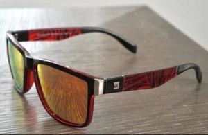 Quiksilver Sunglasses UV 400 Unisex (Red) - Picture 1 of 2
