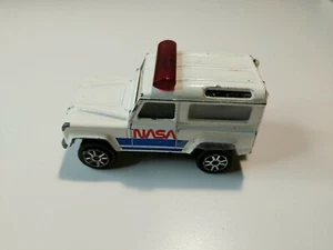 Majorette Land Rover NASA No. 266 Made In France Vintage White With Lightbar - Picture 1 of 6