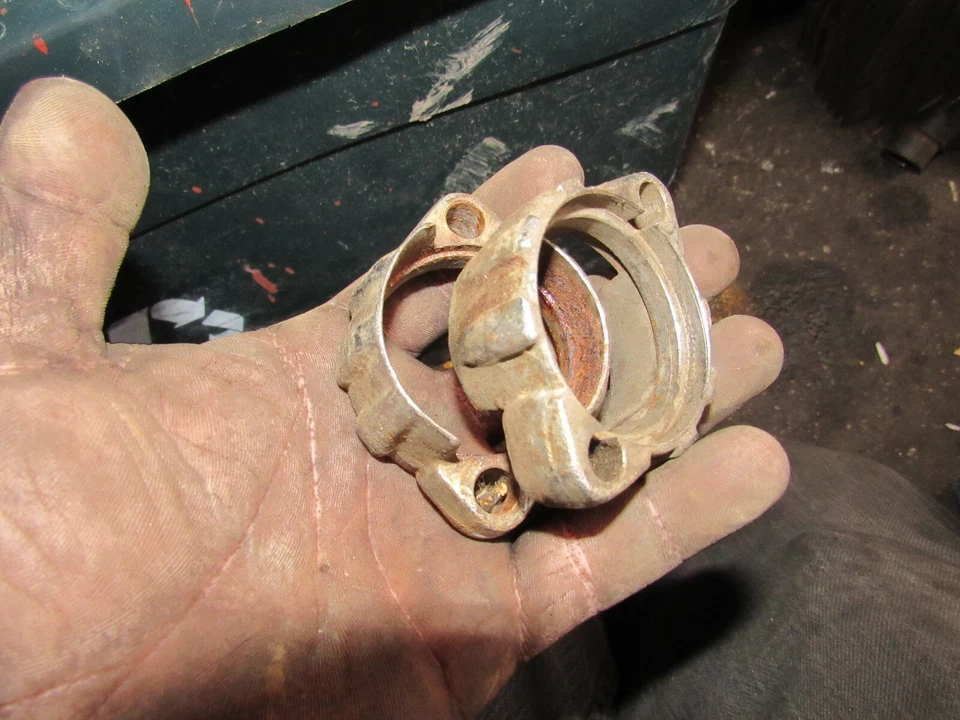 Yamaha TX500 1973 collares de escape Foto 1 de 1