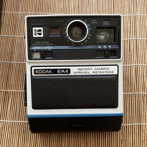 Vintage Camera Kodak Instant 1976 EK4 w/original box. - Bild 1 von 7