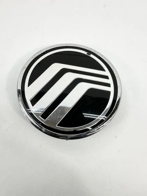 Emblema con logotipo de Mercury - 3 3/8" - Curvo - F8MB-5443504-AA usado OEM Foto 1 de 4