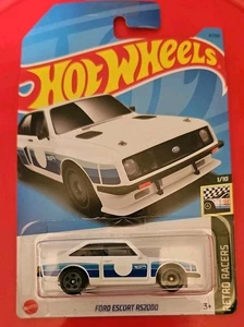 Hot Wheels FORD ESCORT RS2000 White Retro Racers Long Card 1:64 New & Sealed - Picture 1 of 2
