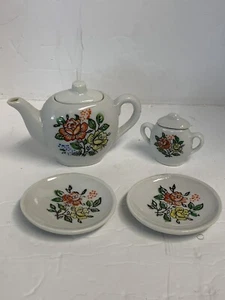 Vintage Tiny Ceramic Teapot, Sugar Bowl, And Dishes Made In Japan - Picture 1 of 7