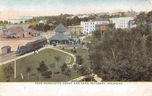 Pere Marquette Railroad Depot Petoskey Michigan 1910c postcard - Picture 1 of 2