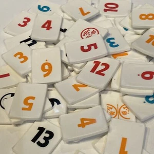 Piezas de juego individuales de repuesto de azulejos Rummikub blancos que elijas 2018 - Imagen 1 de 3