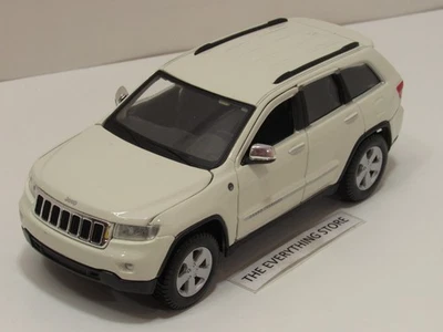 MAISTO 2011 JEEP GRAND CHEROKEE LAREDO 4X4 BONE 1:24 NEW NO BOX FREE SHIP - Image 1 of 4