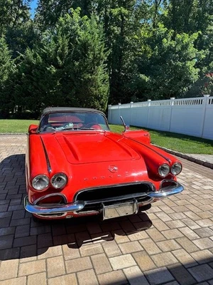 1962 Chevrolet Corvette 2112312 F05I7RD - Image 1 of 4